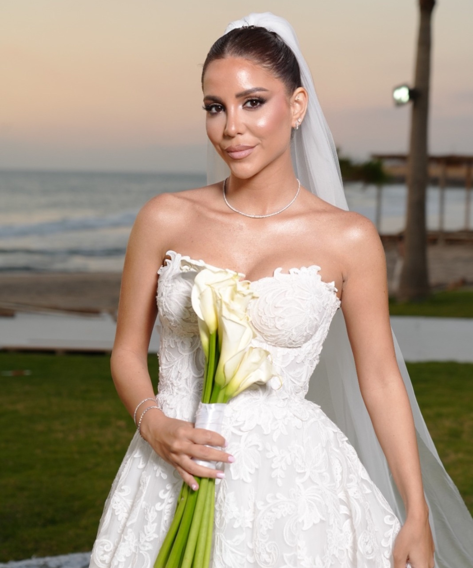 designer bridal dresses for rent Rent bridal Dresses, Bags & Accessories