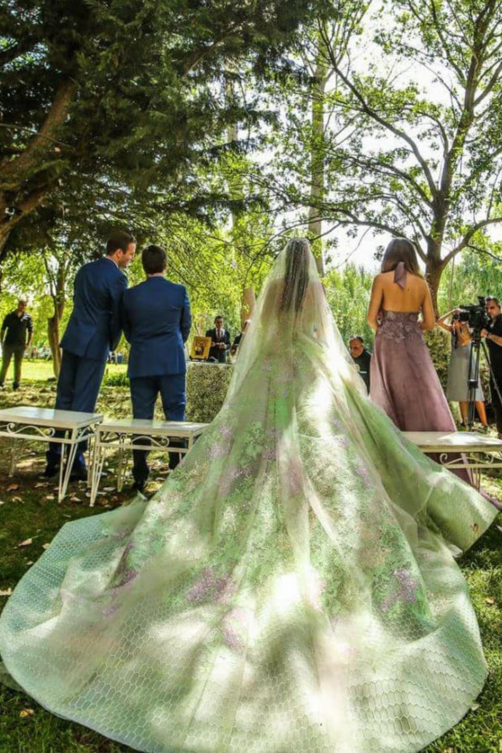 green emerald velvet dress Look 38  ELIE SAAB