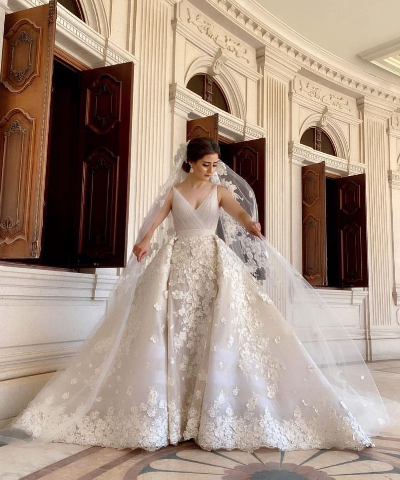 Rent bridal by Top Designers in Lebanon - Designer-24