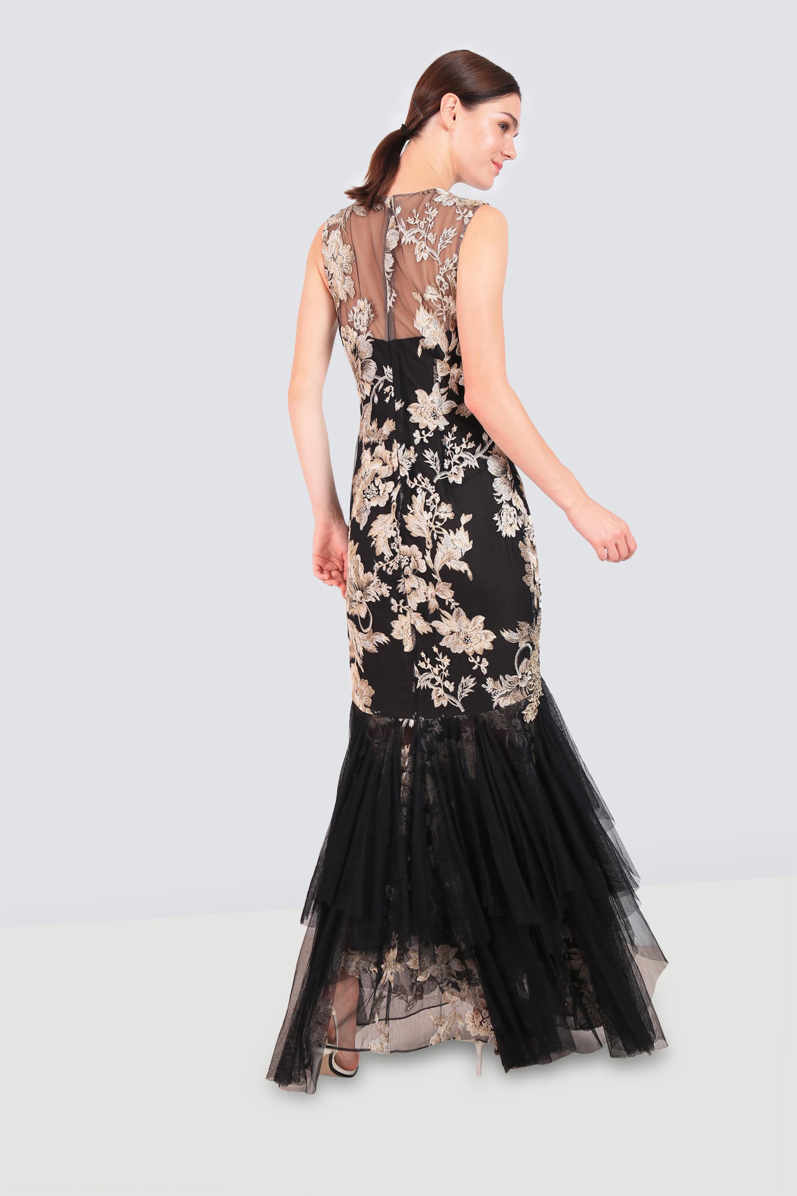 Rent MARCHESA NOTTE Metallic Embroidered Tulle Gown in Jordan - Designer 24 Rent MARCHESA NOTTE Metallic Embroidered Tulle Gown in Jordan - Designer 24