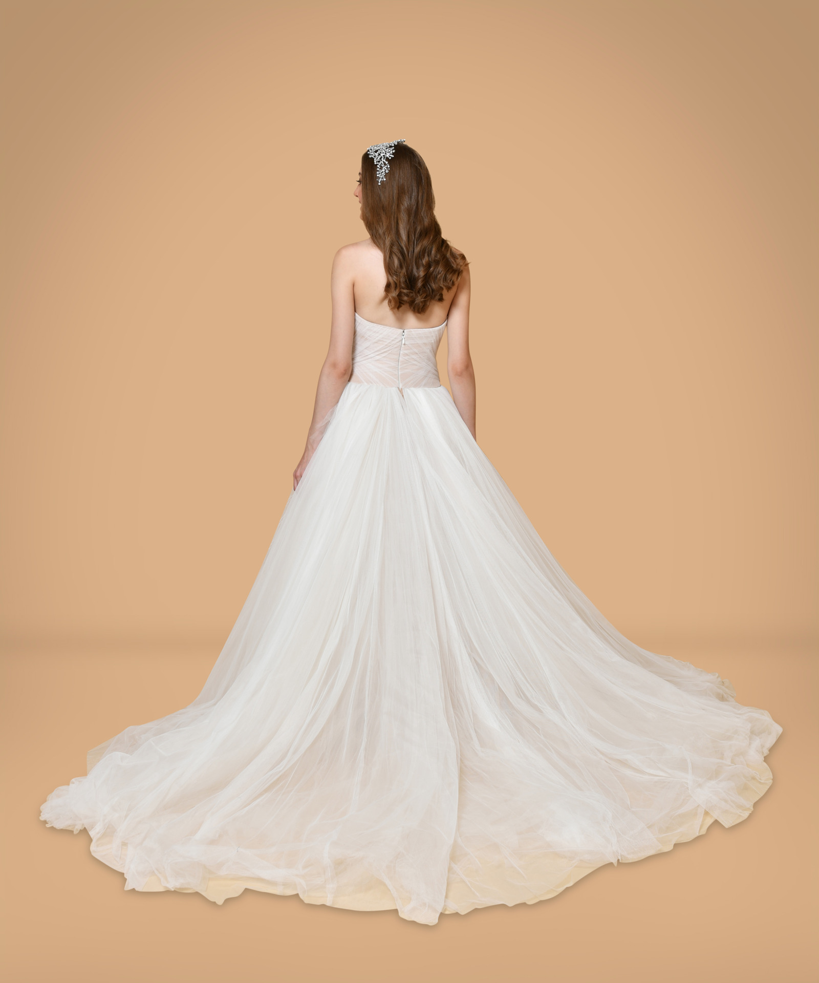 Rent VERA WANG Octavia Iconic Wedding Dress in Lebanon - Designer 24