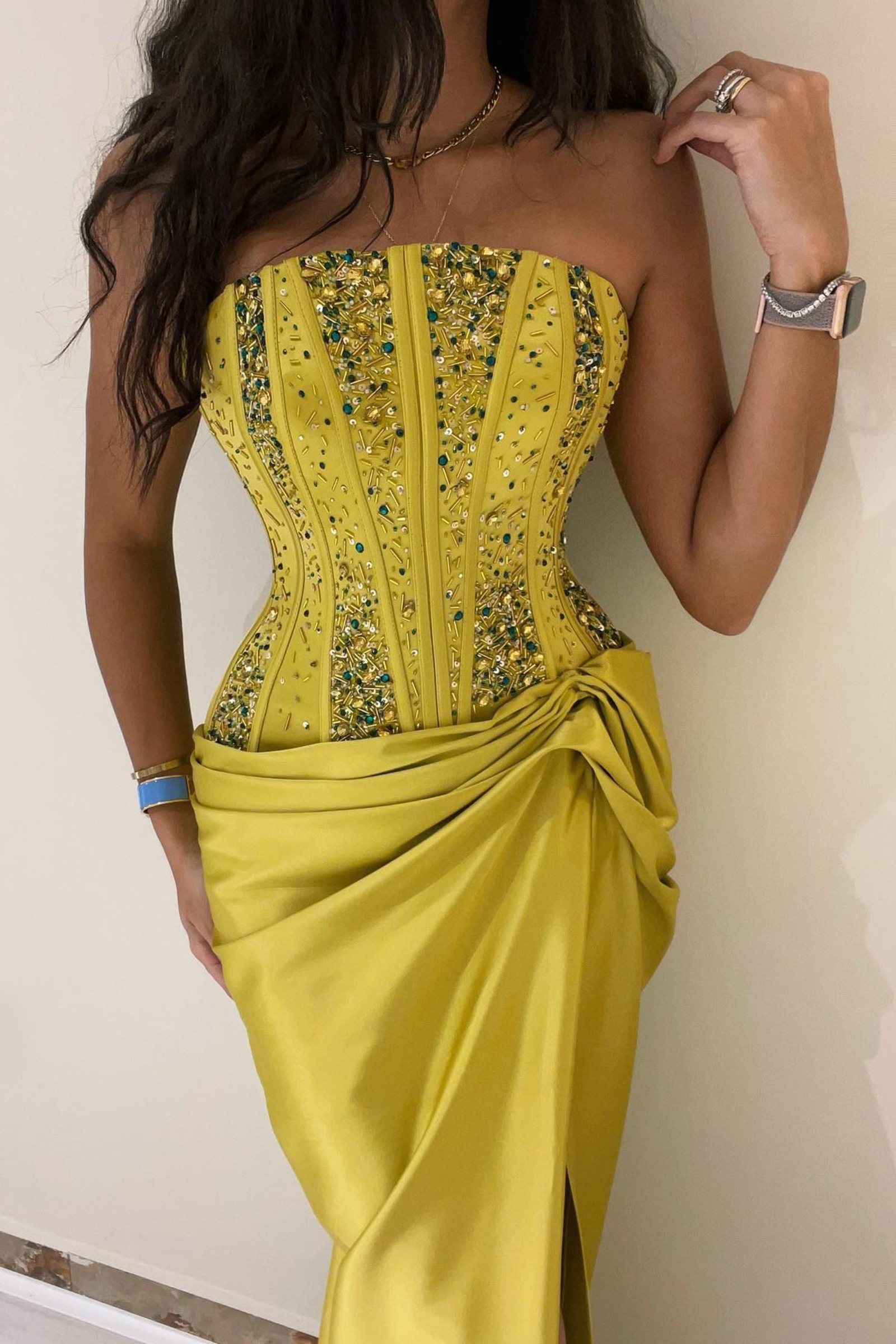 Rent zahan Dresses, Bags & Accessories - Designer-24
